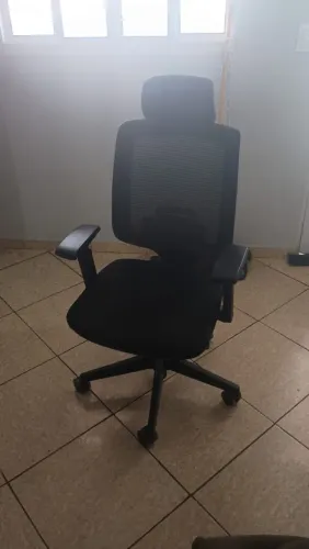 Cadeira de escritório Cavaletti c3