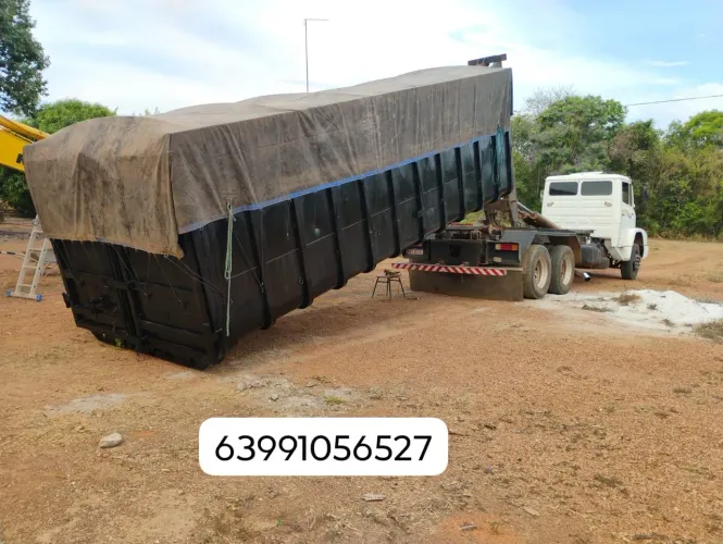 Caminhão Rollon rolloff