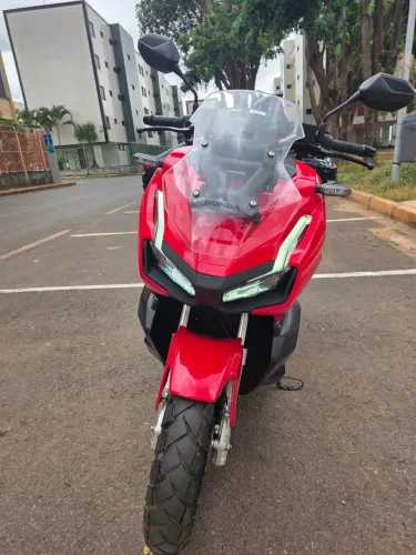 Honda ADV 150 - 22/23 - apenas 7.000km rodados!