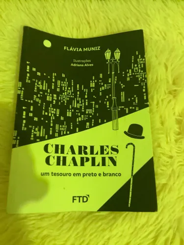 Livro Charles Chaplin - Um tesouro em preto e branco
