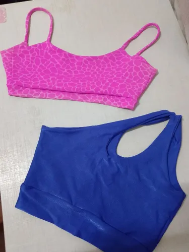 Tops Academia Tamanho M