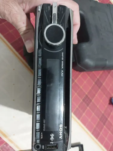 Radio CD mp3 Sony funciona com frente removivel