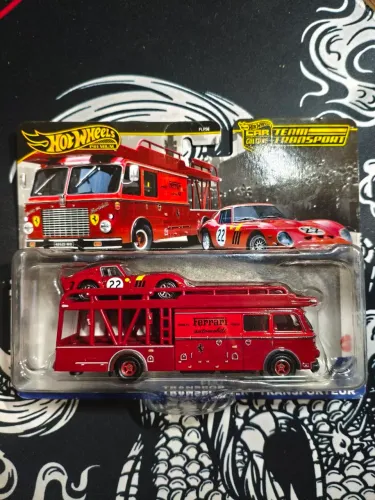 Team Transport Hotwheels Ferrari 