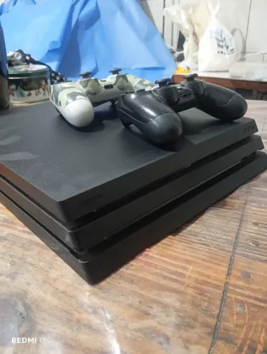 Ps4 pro 1T