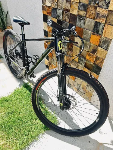 Scott Scale 970 Aro 29 Pneus Pirelli Scorpion - Semi Nova
