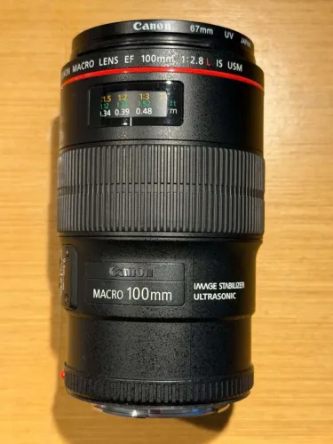 Lente Canon EF 100mm f/2.8L Macro IS USM - Série L
