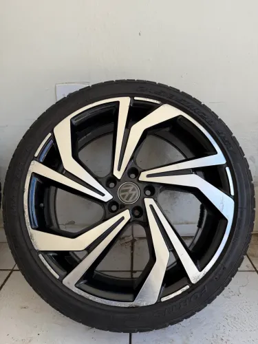 Rodas aro 20 5x112 com pneus bons ! 