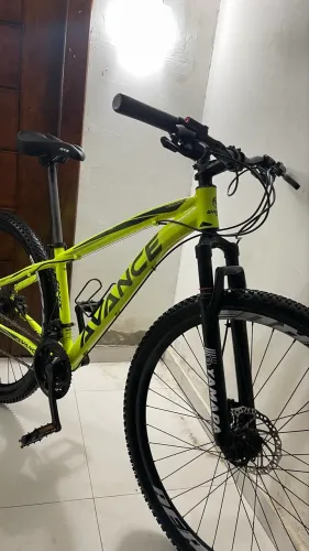 Bicicleta Aro 29 Avance Onix 24v Câmbios Shimano Hidráulico