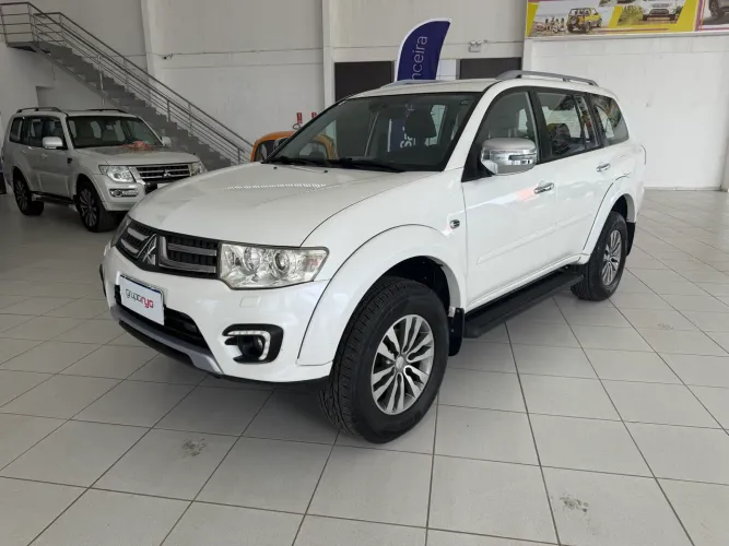 Mitsubishi Pajero HPE 3.2 4X4 T.i. Dies. 5P Aut. 2017