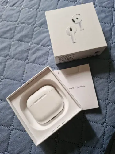 Air pods 4