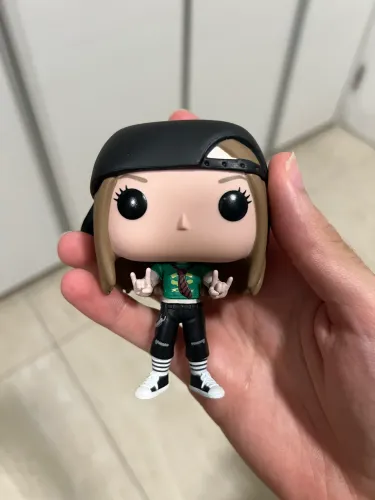 Funko pop Avril Lavigne