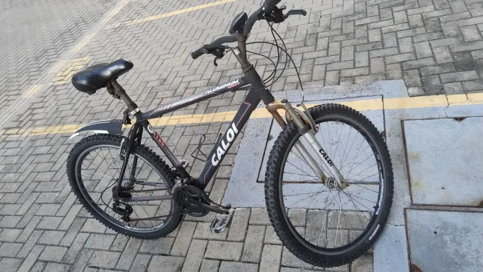 Bicicleta Alumínio Caloi bem conservada 21 marchas