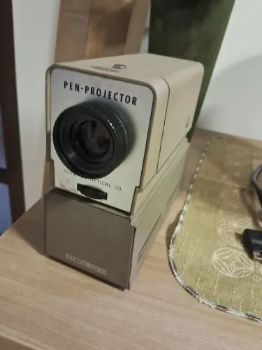 Projetor antigo Olympus