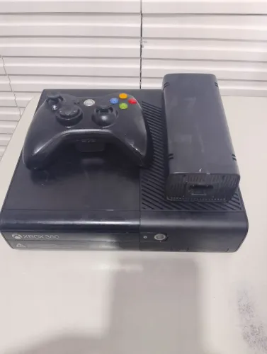 Xbox super slim desbloqueado, faço Olx pay