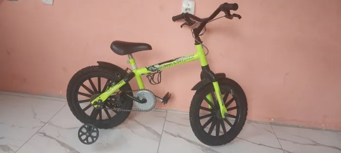 Bicicleta Infantil. Vindo Buscar