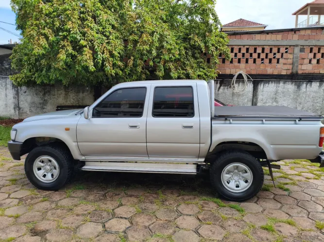 Toyota Hilux CD DX 4X2 3.0 8V 90cv Diesel 2003