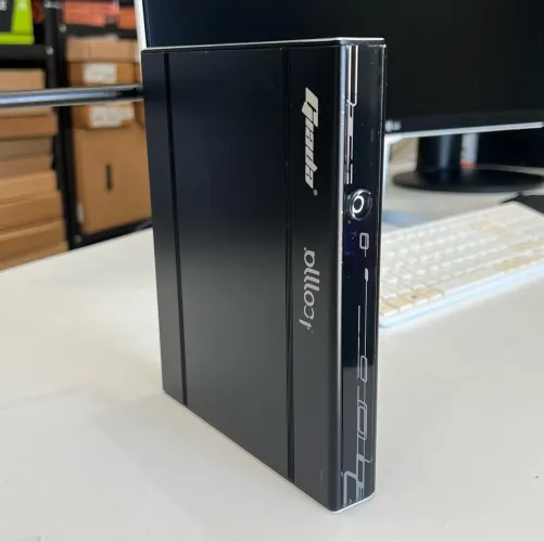 Mini PC em excelente estado de funcionamento com garantia