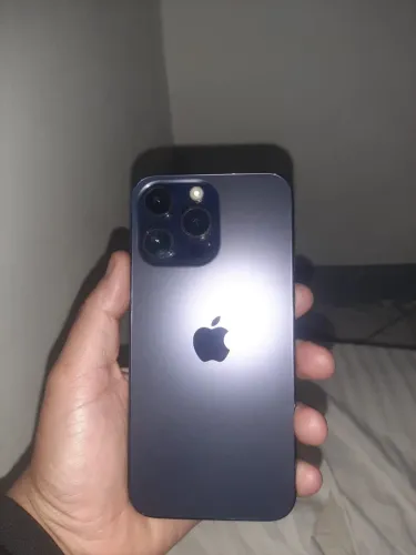 iPhone 14 Pro Max Roxo Profundo 