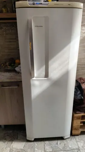 Geladeira Eletrolux