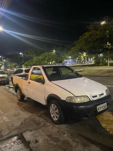 Fiat Strada Working 1.5 MPI 8V CE (álcool) 2002