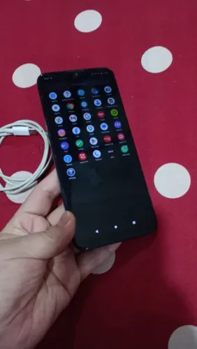 Moto G20 64 GB semi-novo funcionando perfeitamente