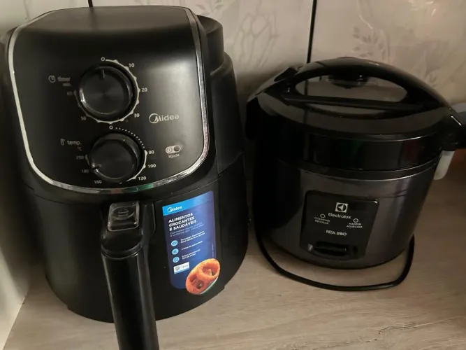 Vendo Air Fryer Midea 4L e Panela de Arroz Electrolux Rita Lobo