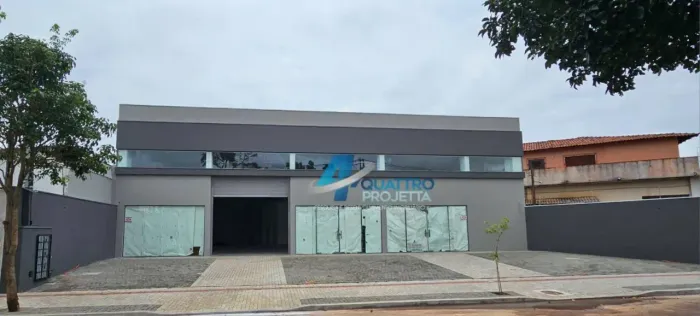 Barracão para locação com 434 m² na Av. Eugênio Brugin Próx. Av. Tiradentes