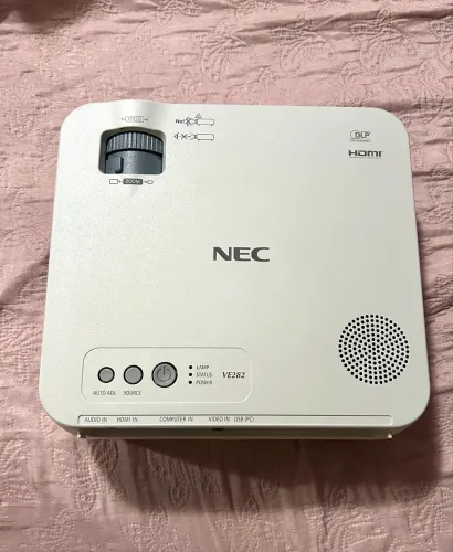 PROJETOR NEC ORIGINAL - R$800