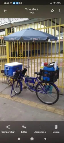 Bicicleta cargueira para salgados