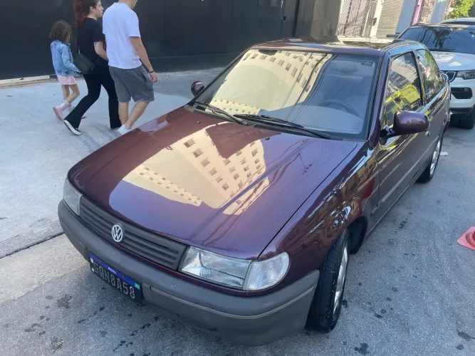 Volkswagen Logus GLI / GL 1.8 (álcool) 1994