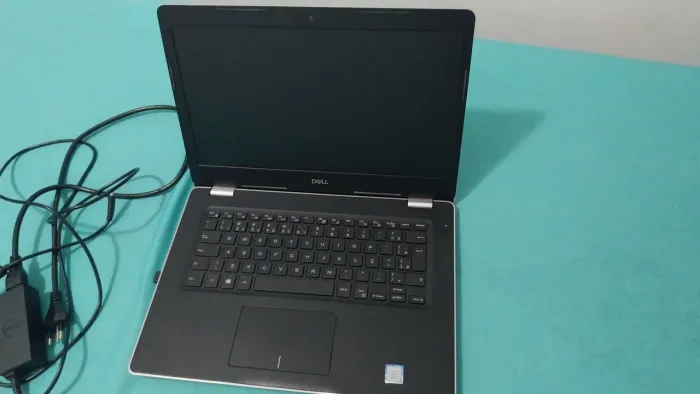 Notebook Dell Inspiron 14 - Intel Core i3 8ª Geração | 8 GB RAM | HD 1 TB