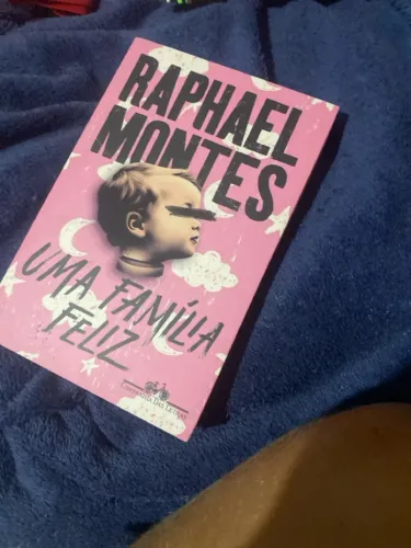 Vende- se livro ?Uma família feliz ?