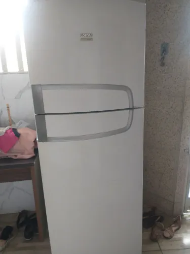 Vende-se geladeira consul