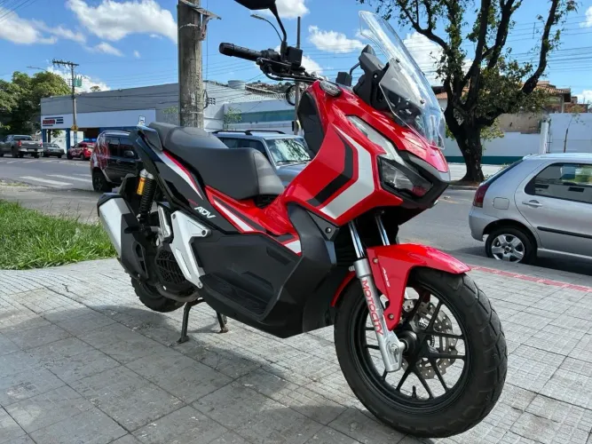 ADV 150 VERMELHA 2021/2022