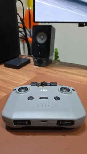 Controle DJI RC-N1 (Mini 3 e 3 Pro / Mini 2)