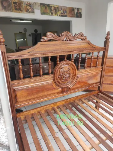 CAMA CASAL CEREJEIRA ENTALHADA E TORNEADA 10XS/JUROS.