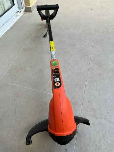 Aparador de grama Tramontina 1500 w