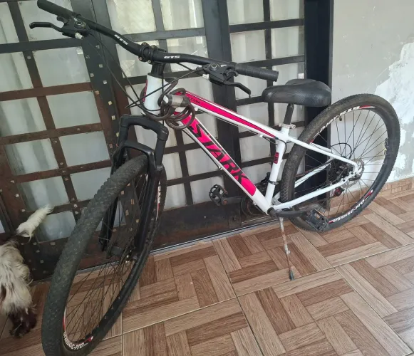 Bicicleta aro 29 (Quadro baixo)