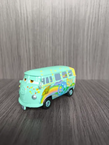 Fillmore Miniatura Filme Carros Metal Diecast Novo Lacrado