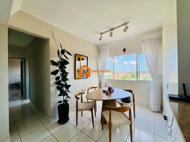 COBERTURA DUPLEX EM CONDOMÍNIO CLUBE