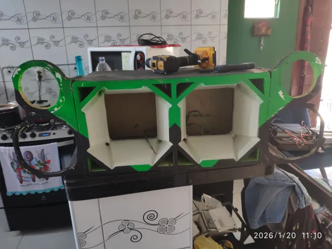 Estrutura Robsom para médio graves de 10" 2 cornetas e duas T i.