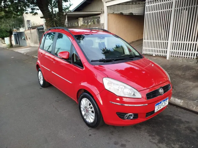 Fiat Idea Essence 1.6 Flex 16V 5P 2011