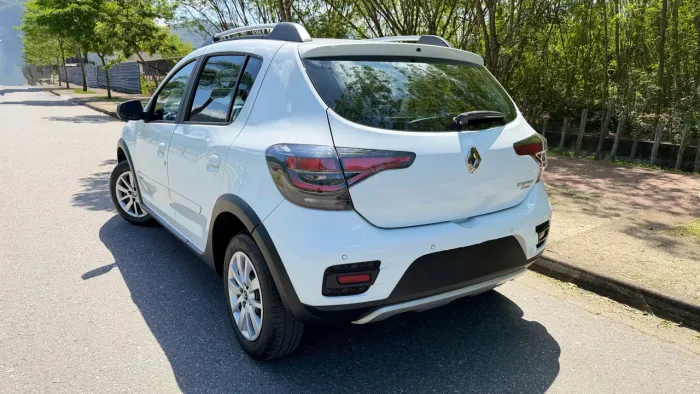 Renault Stepway Zen Flex 1.0 12V Mec. 2024