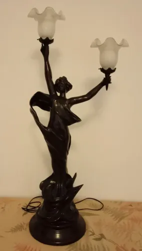 Estatueta Bailarina Luminária em Petit Bronze