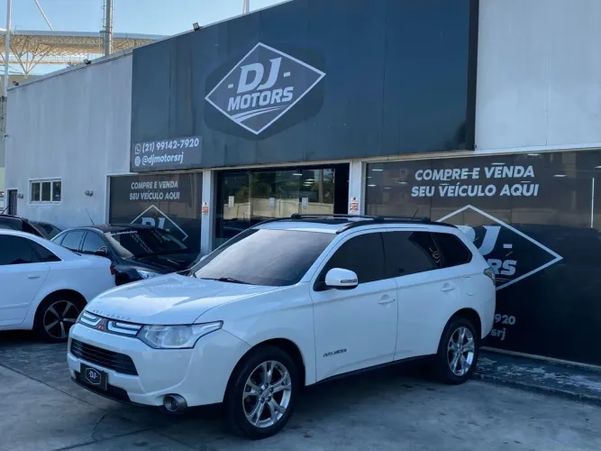 Mitsubishi Outlander 2.0 16V 160cv Aut. 2015