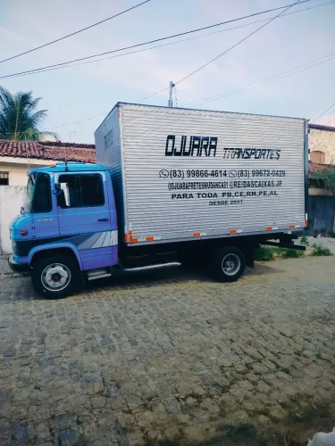 Mercedinha 608D a venda.
