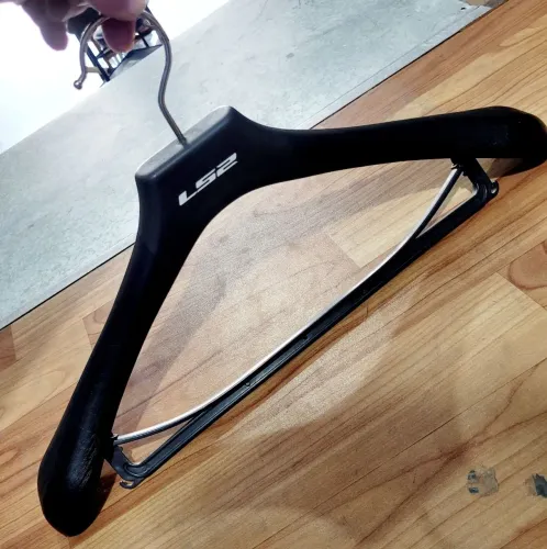 Cabide Reforçado para Jaquetas de Moto