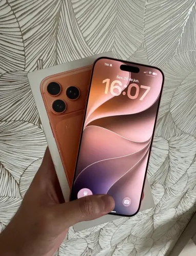 iPhone 17 Pro Max - Seminovo - 256GB - Laranja