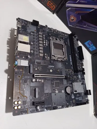 Placa AM5 - Pro B840M-B 