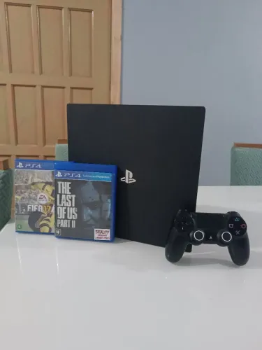 PlayStation 4 pro 500gb
